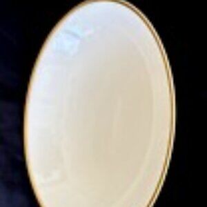 Royal Doulton “Heather” 9 3/4" Oval Serving Bowl : Romance Collection PERFECT